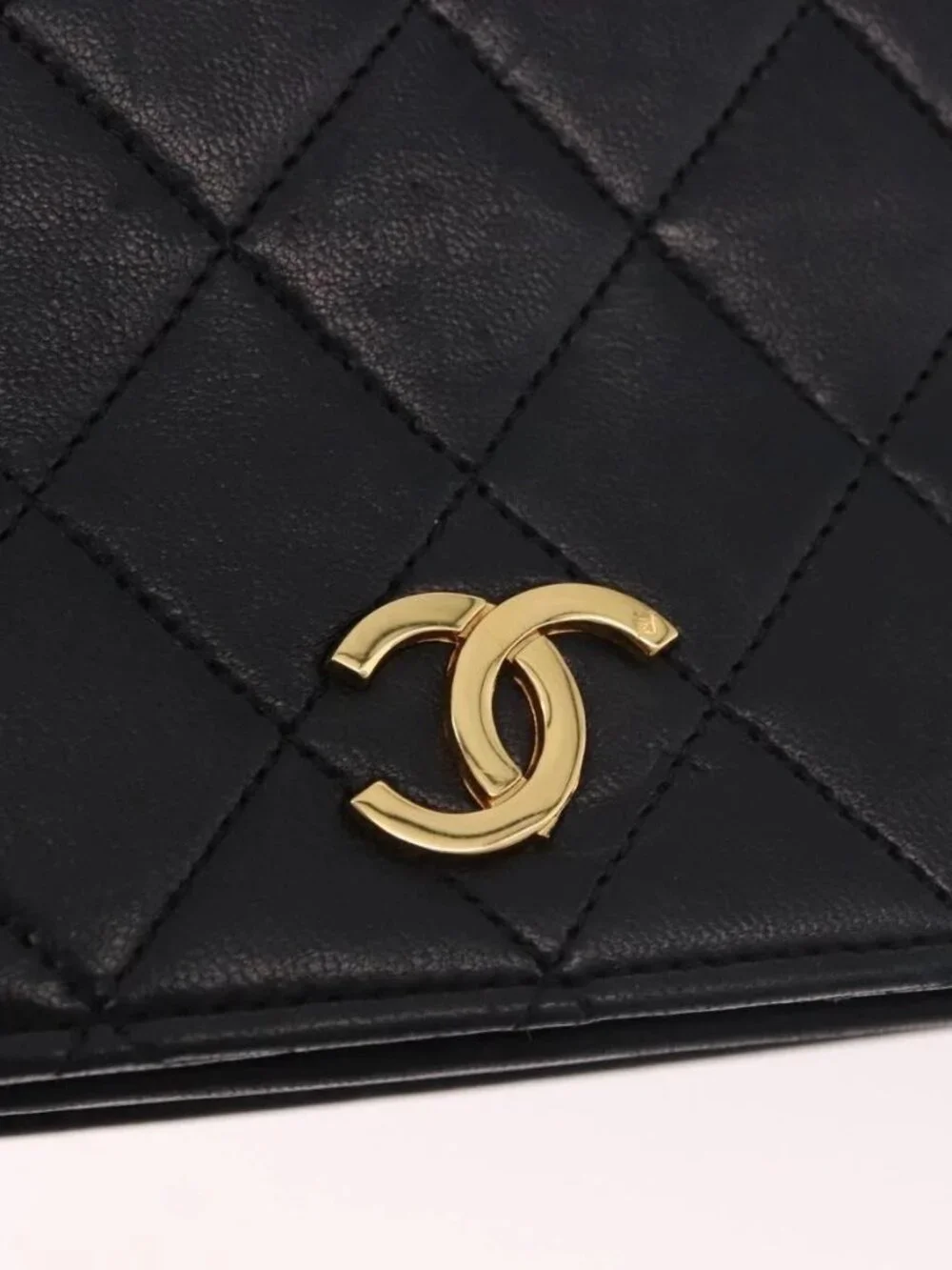 CHANEL Matelasse Chain Shoulder Bag Lamb Skin Black Gold CC Auth 184564